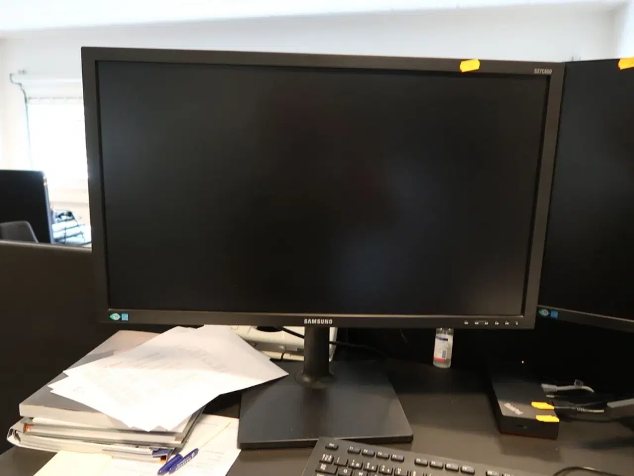 Billede 3 - 2 stk. computerskærme SAMSUNG S27CG650, F27T370FWR med tastatur