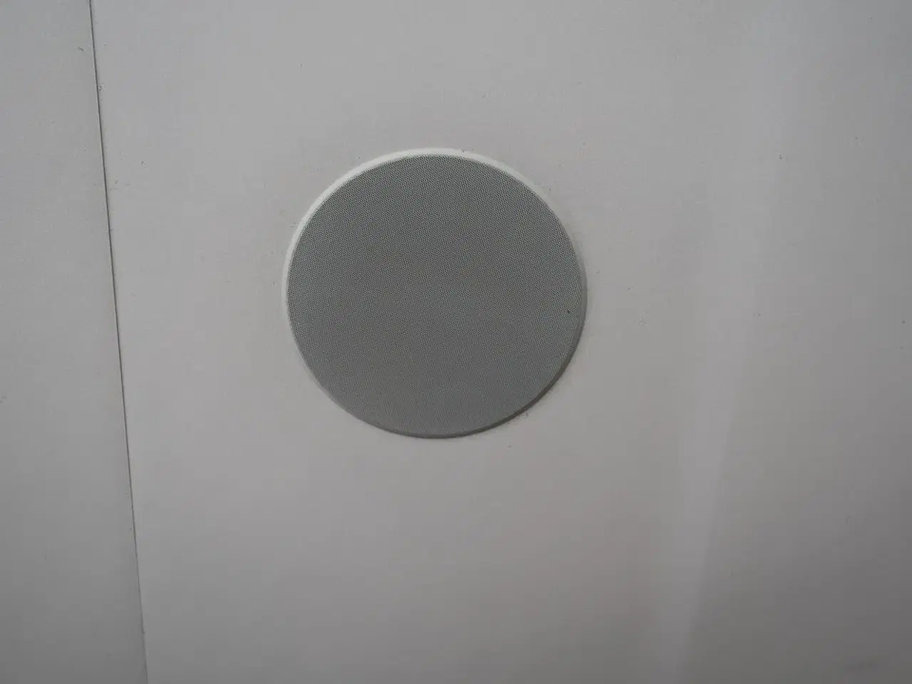 Billede 4 - Musikanlæg, IPad samt 5 stk. Bowers & Wilkins højtalere