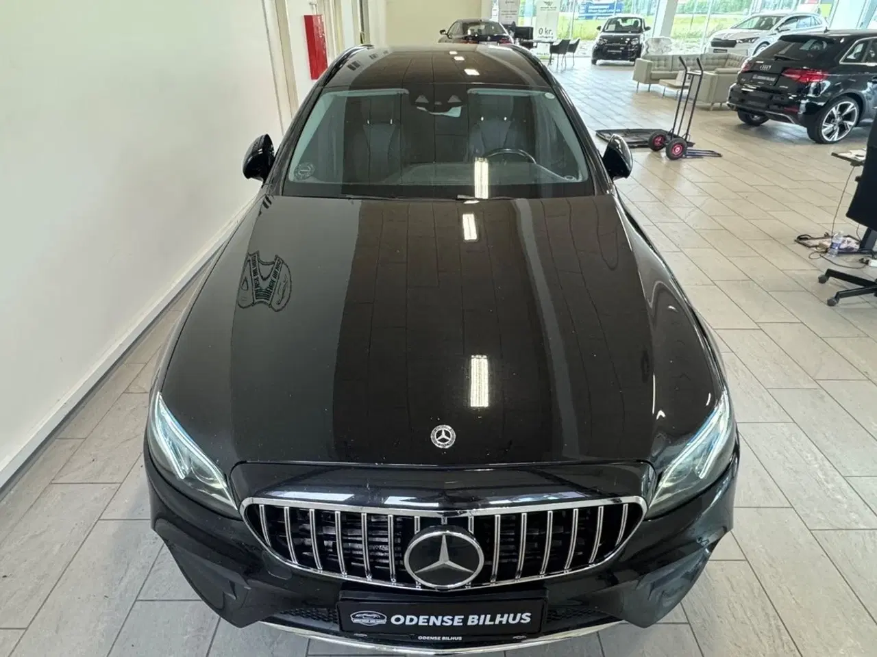 Billede 3 - Mercedes E220 d 2,0 AMG Line stc. aut.