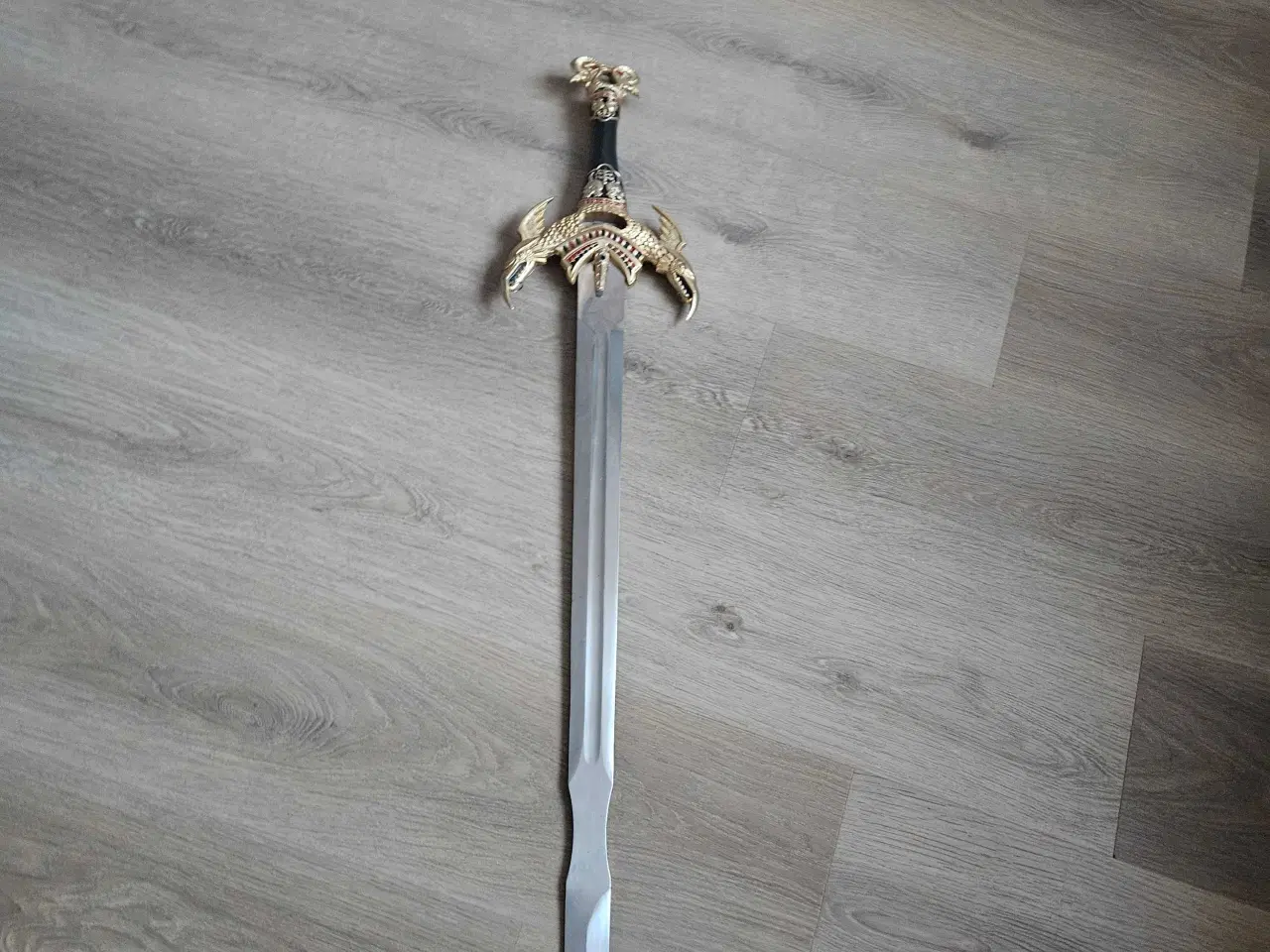 Billede 3 - Pynte sværd