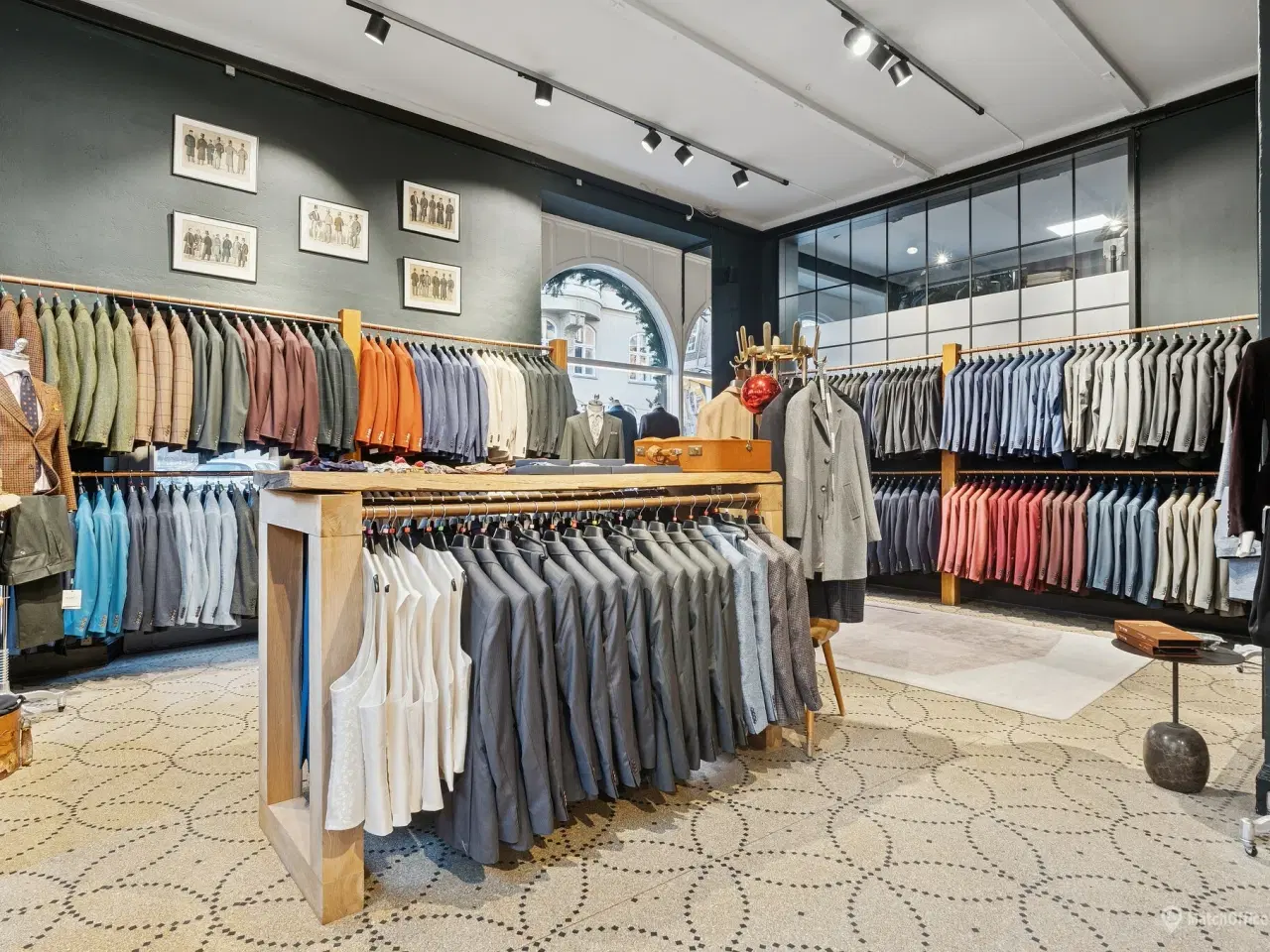 Billede 6 - Perfekt hjørnebeliggenhed på Esplanaden