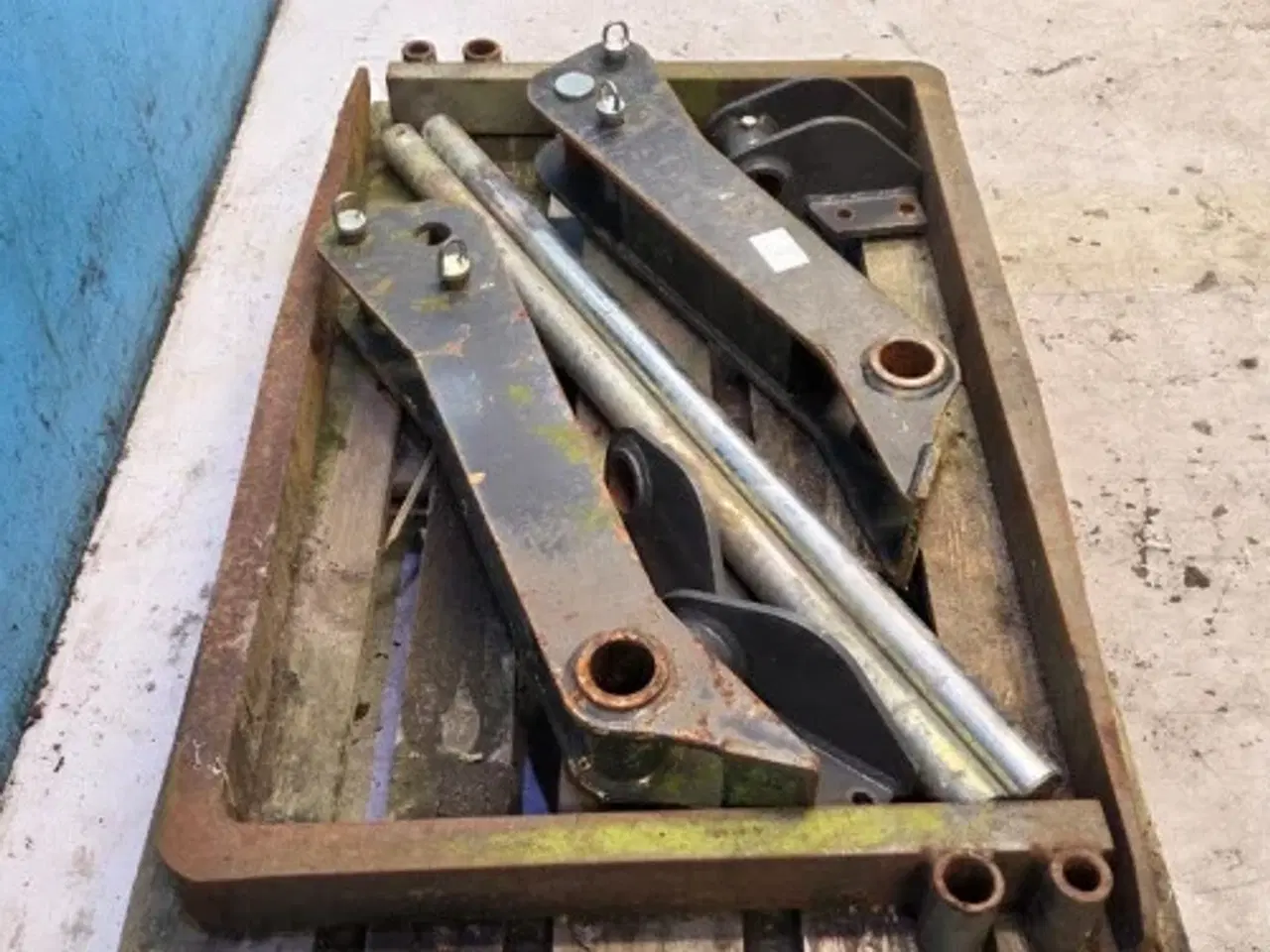 Billede 12 - New Holland B115C Pallegafler Kit 87310367