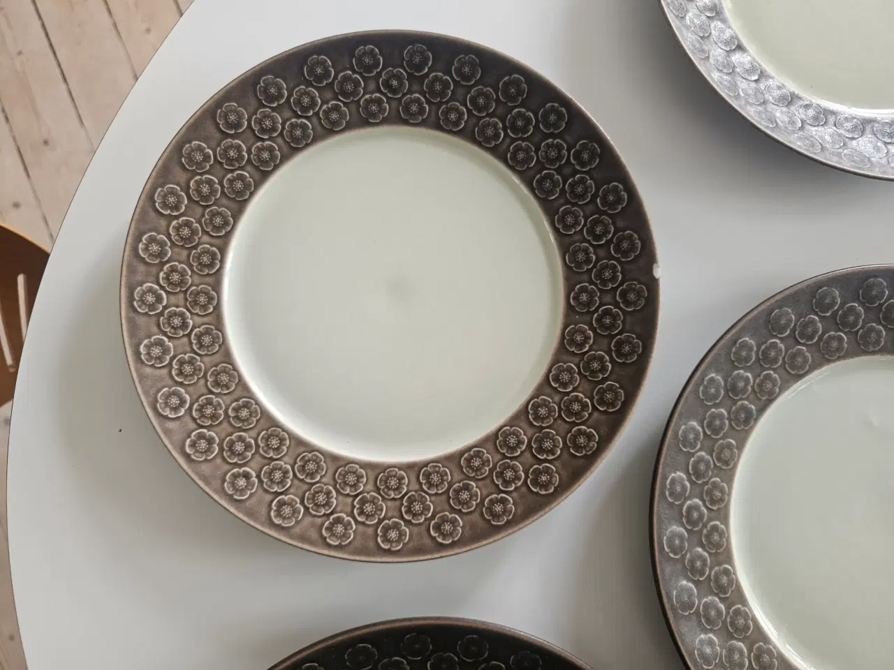 Billede 3 - Middagstallerkener fra Umbra af Quistgaard for B&G