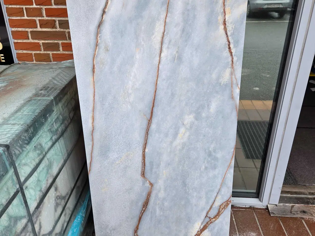 Billede 2 - Gulv og vægfliser 