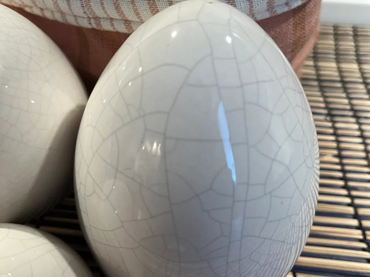 Billede 2 - Påske keramiske æg dekorationssæt hvid 7 stk.