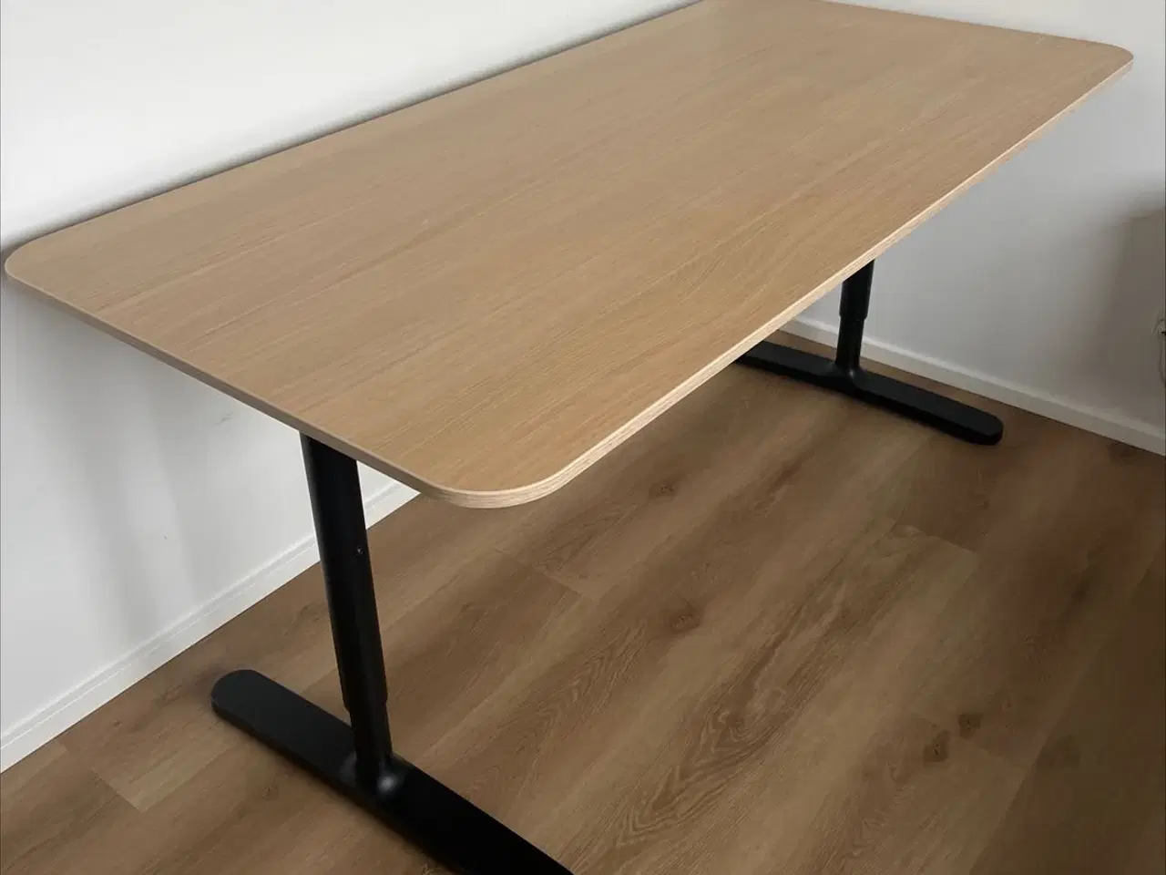 Billede 1 - Skrivebord justerbar 