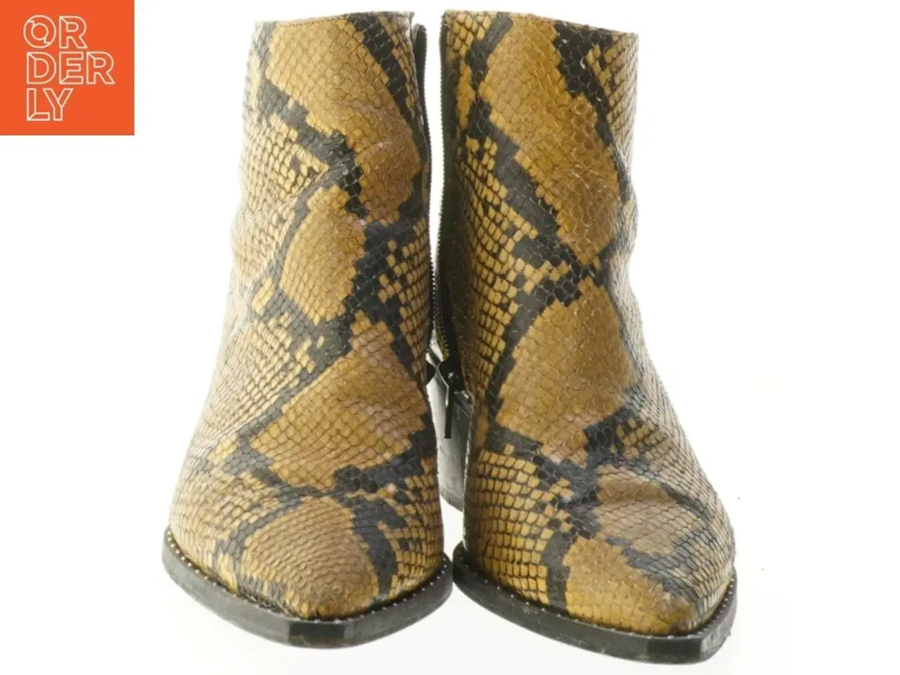 Billede 2 - Damesko i slangeprint fra Gardena (str. 39 )