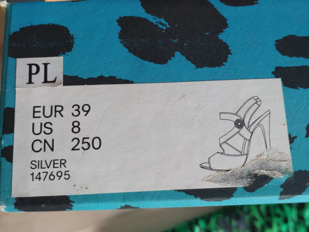 Billede 6 - VERSACE for H&M Sølv/ guld højhælede sandaler 