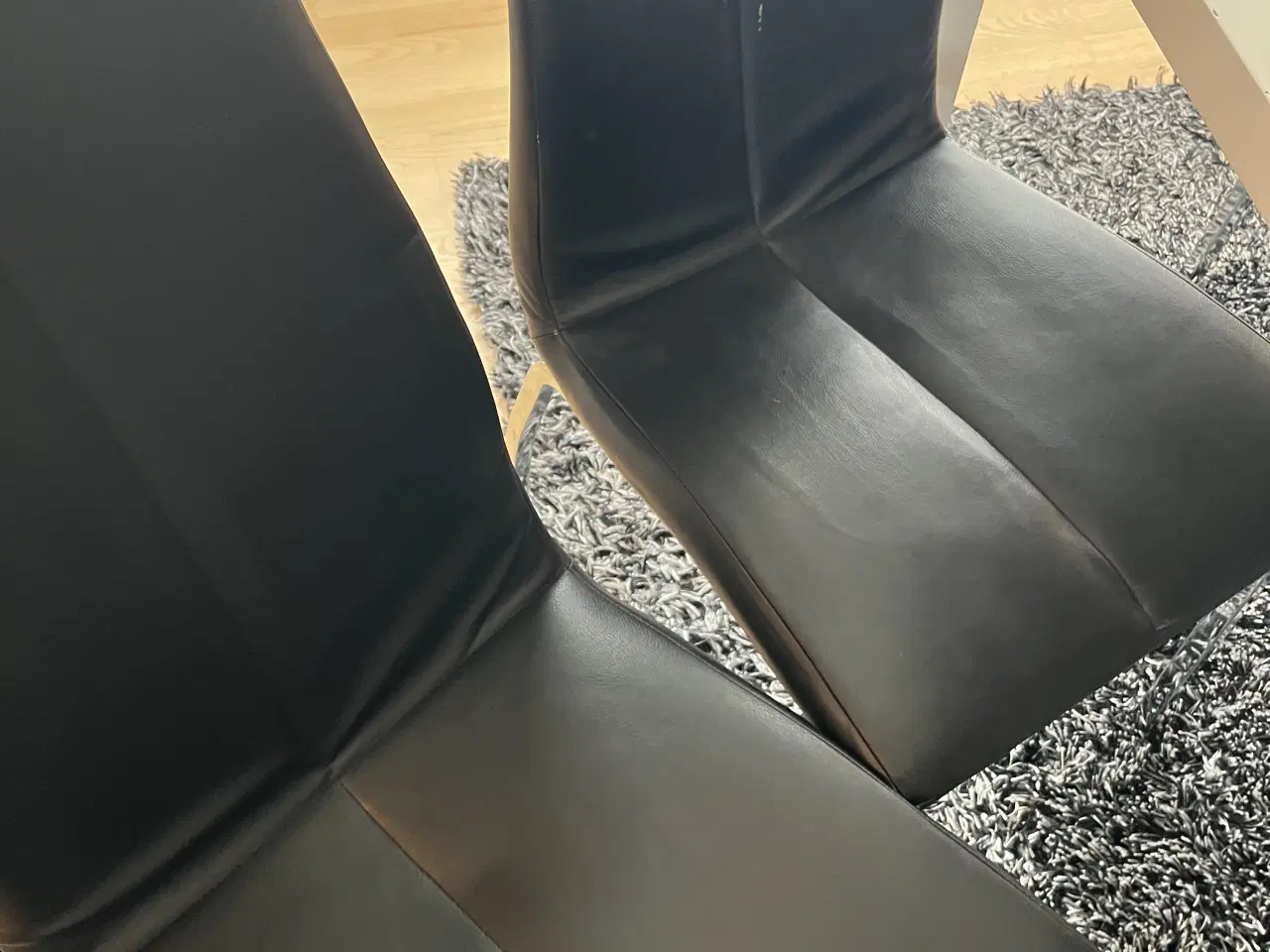 Billede 7 - Spisebord med stole