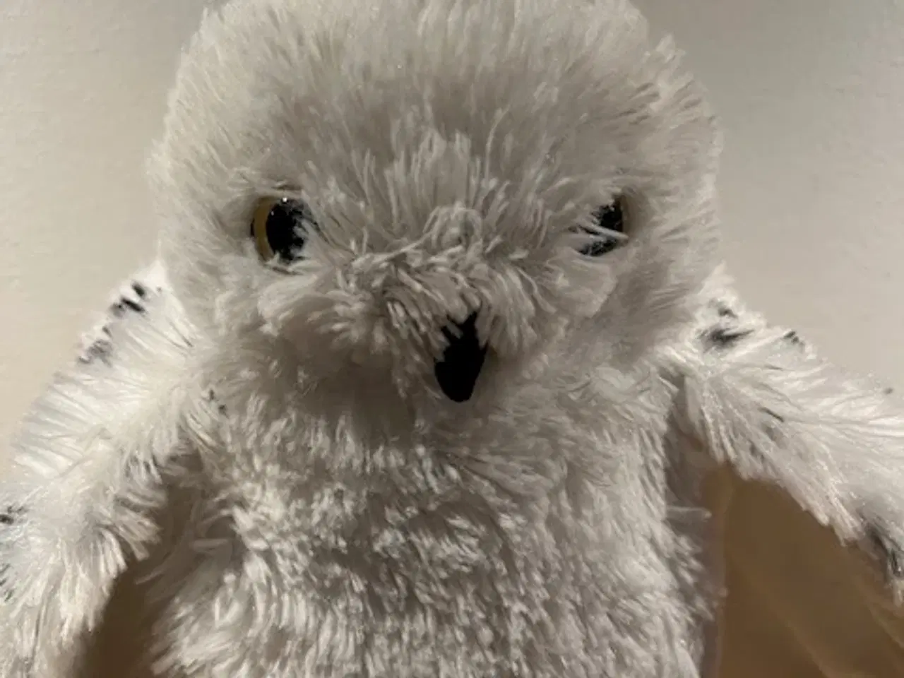 Billede 3 - Magisk Hedvig plys-ugle - Harry Potter – (H 27 cm)