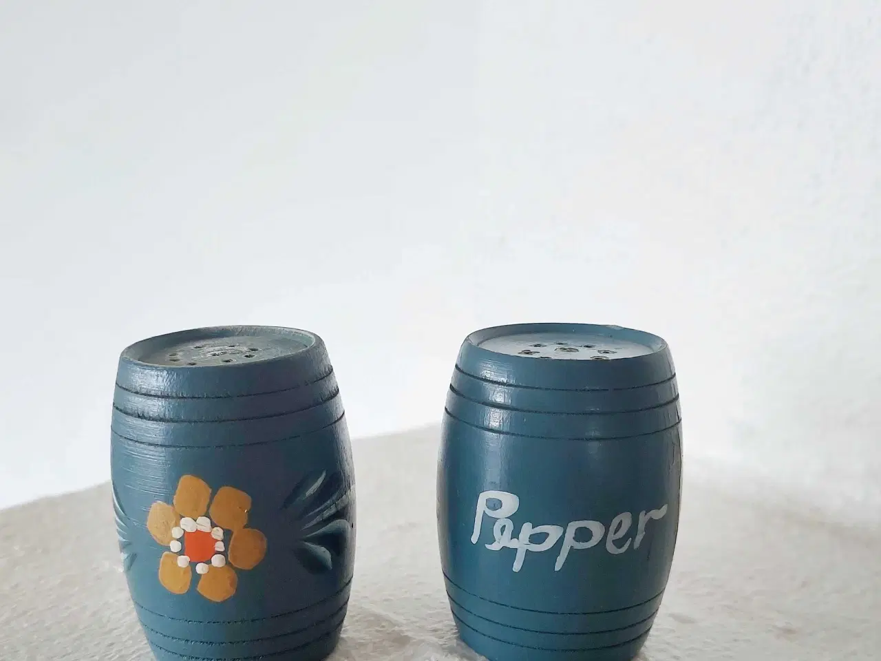 Billede 1 - Vintage salt- og pebersæt i træ