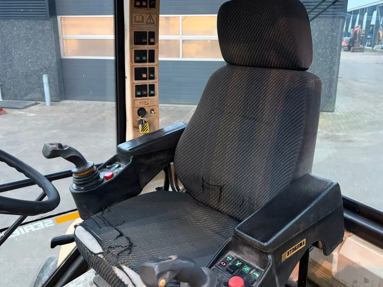 Billede 11 - Hydrema 906C serie 2 dobbelt command