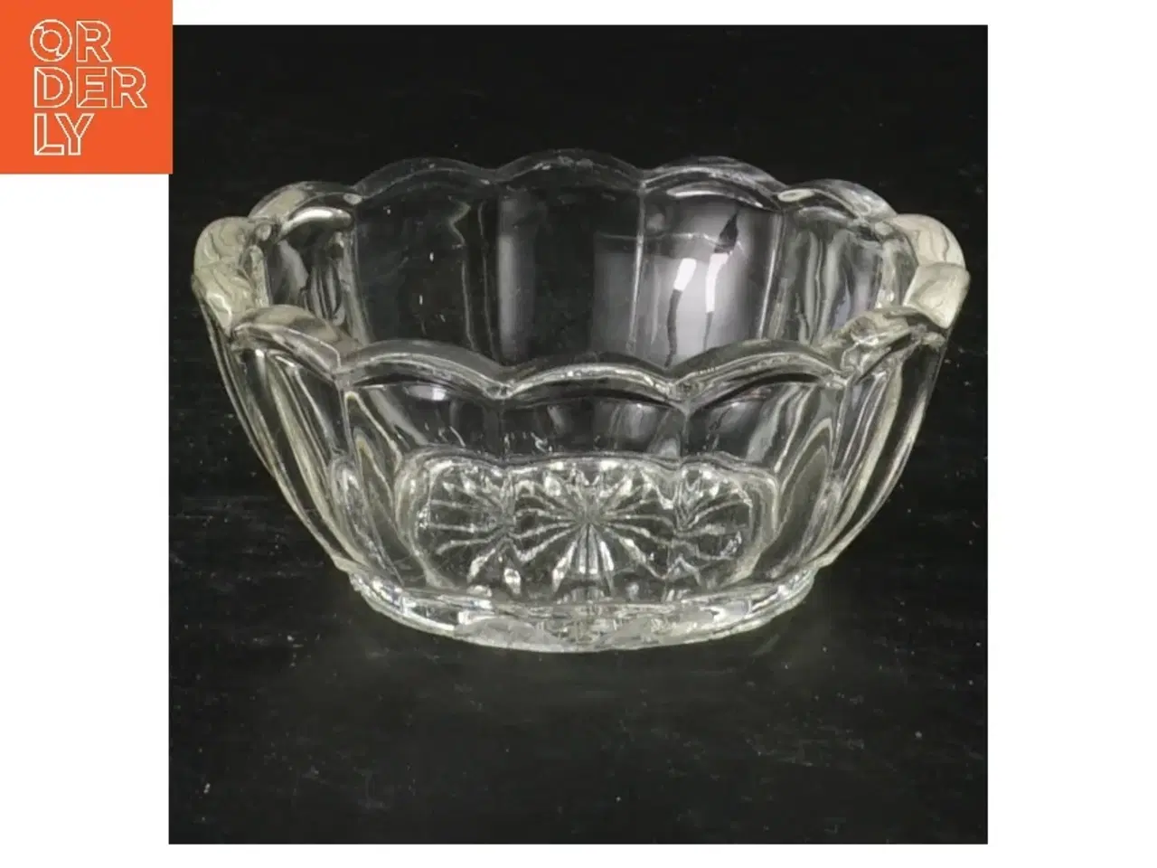 Billede 1 - glas skål (str. 9 cm i diameter, 3,5 cm høj)