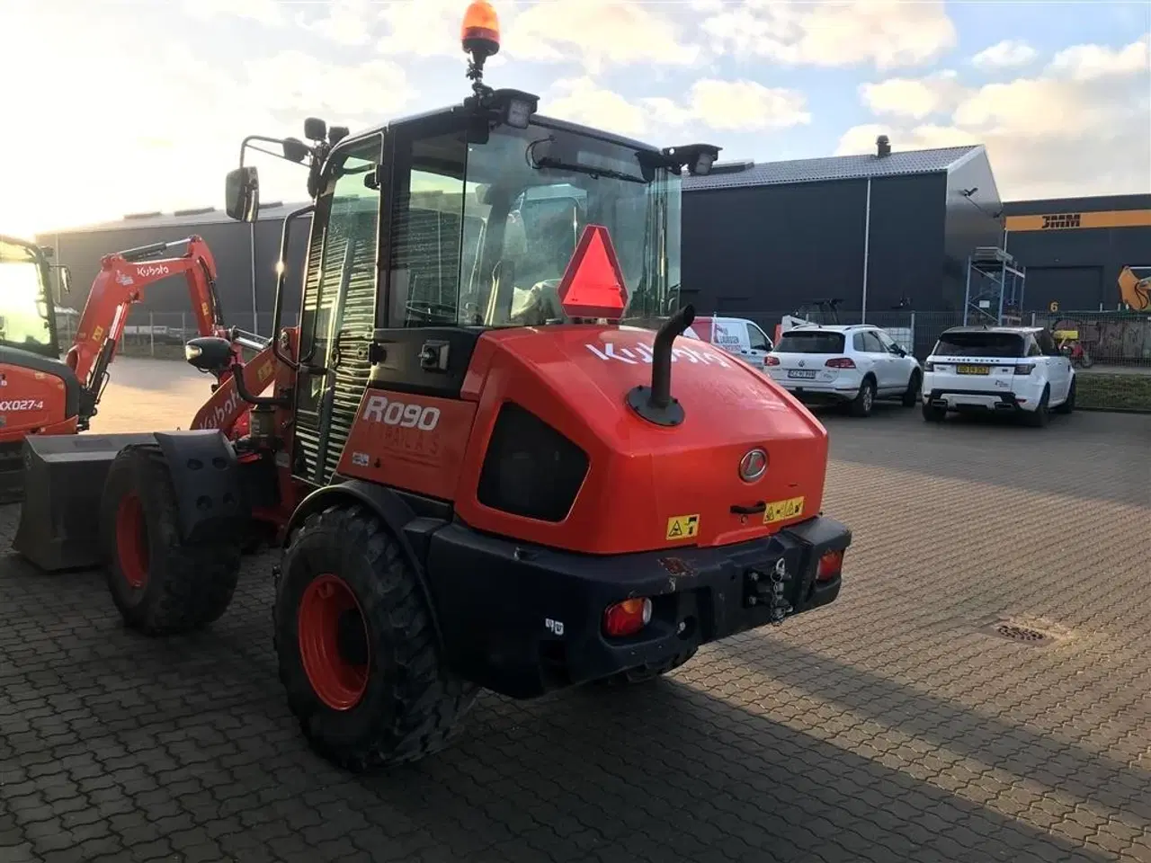 Billede 13 - Kubota R090 Centralsmørring skovl og gafler