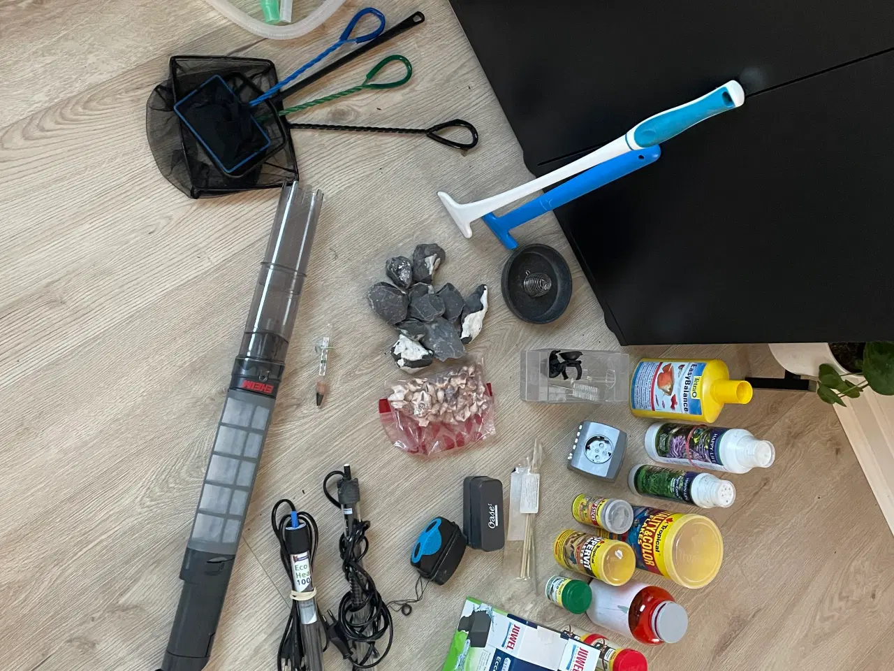Billede 3 - Juwel Rio 180 liter akvarie med bord og tilbehør