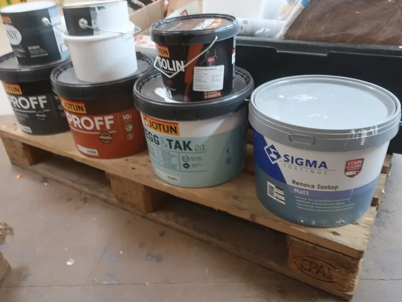 Billede 5 - Maling, fuge, bagstop m.m.