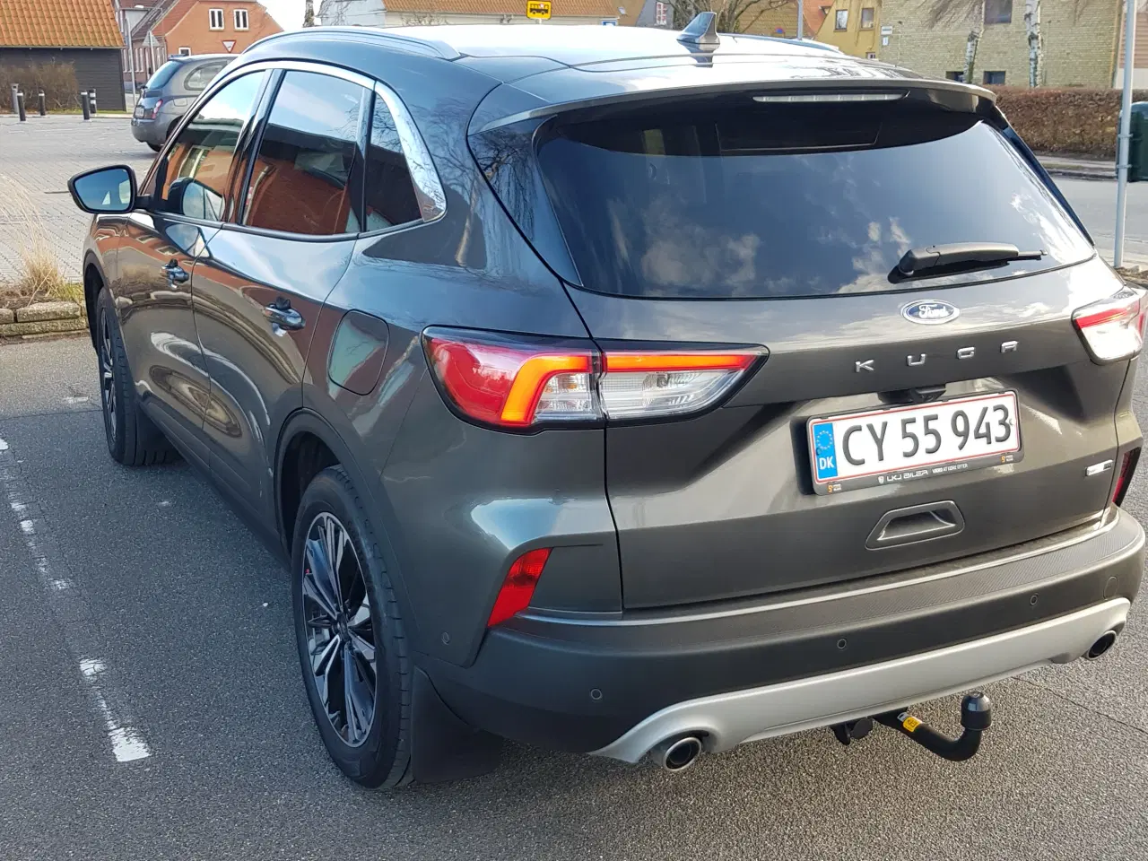 Billede 2 - Ford Kuga 2.0 Diesel mild hybrid, pendlerbil 