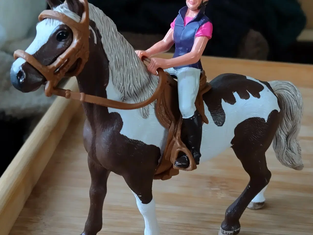 Billede 1 - Schleich Hest og rytter