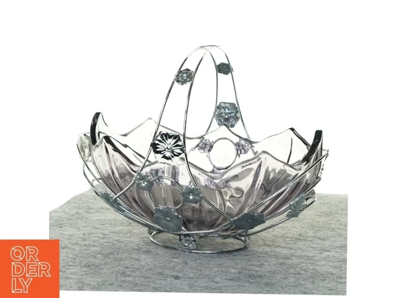 Billede 3 - Ornamenteret Sølv kurv med lillatonet glasskål (str. 26 x 16 cm)