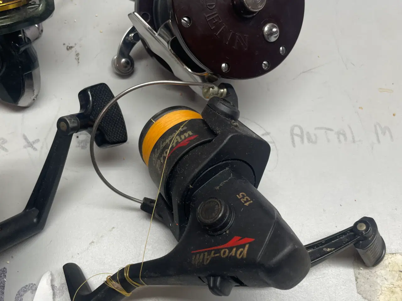 Billede 3 - Diverse fiskehjul. Lot 12