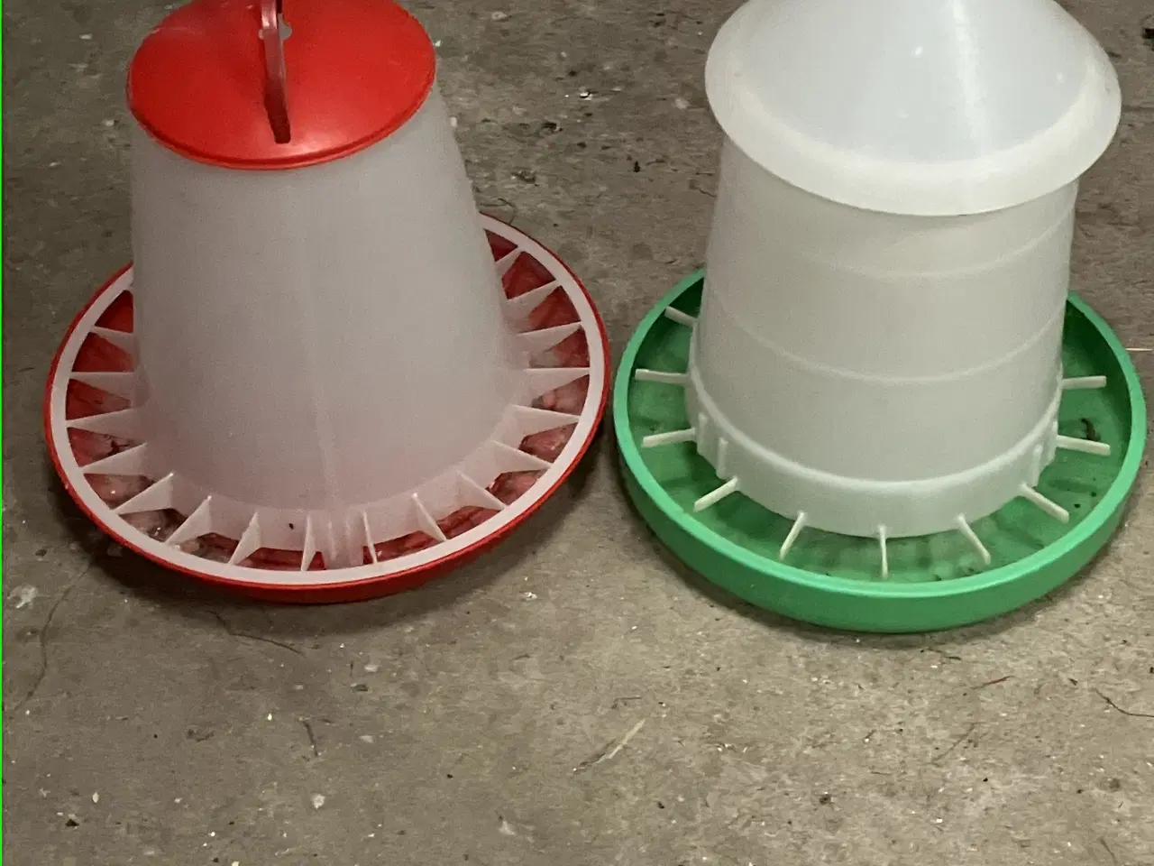 Billede 1 - Store foderautomater