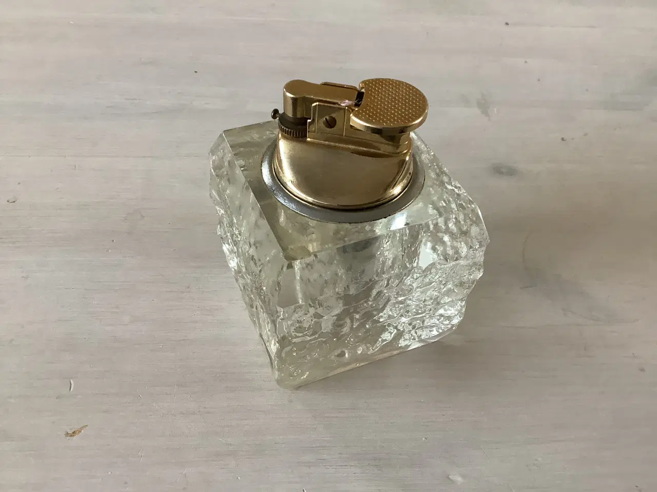 Billede 1 - Retro bordlighter i glas med metal top 