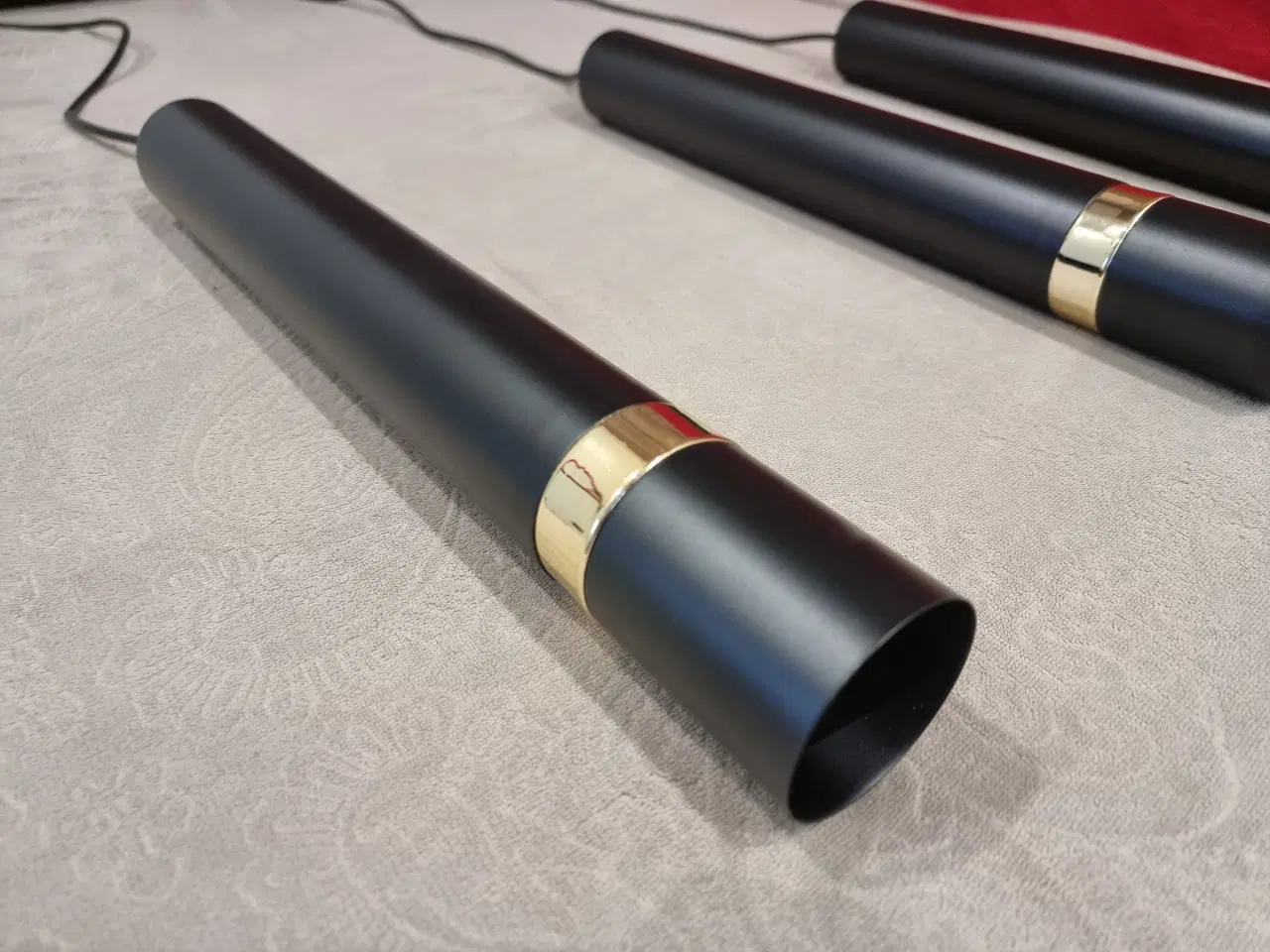 Billede 2 - Smuk Tube pendel / loftlampe med 3 rør