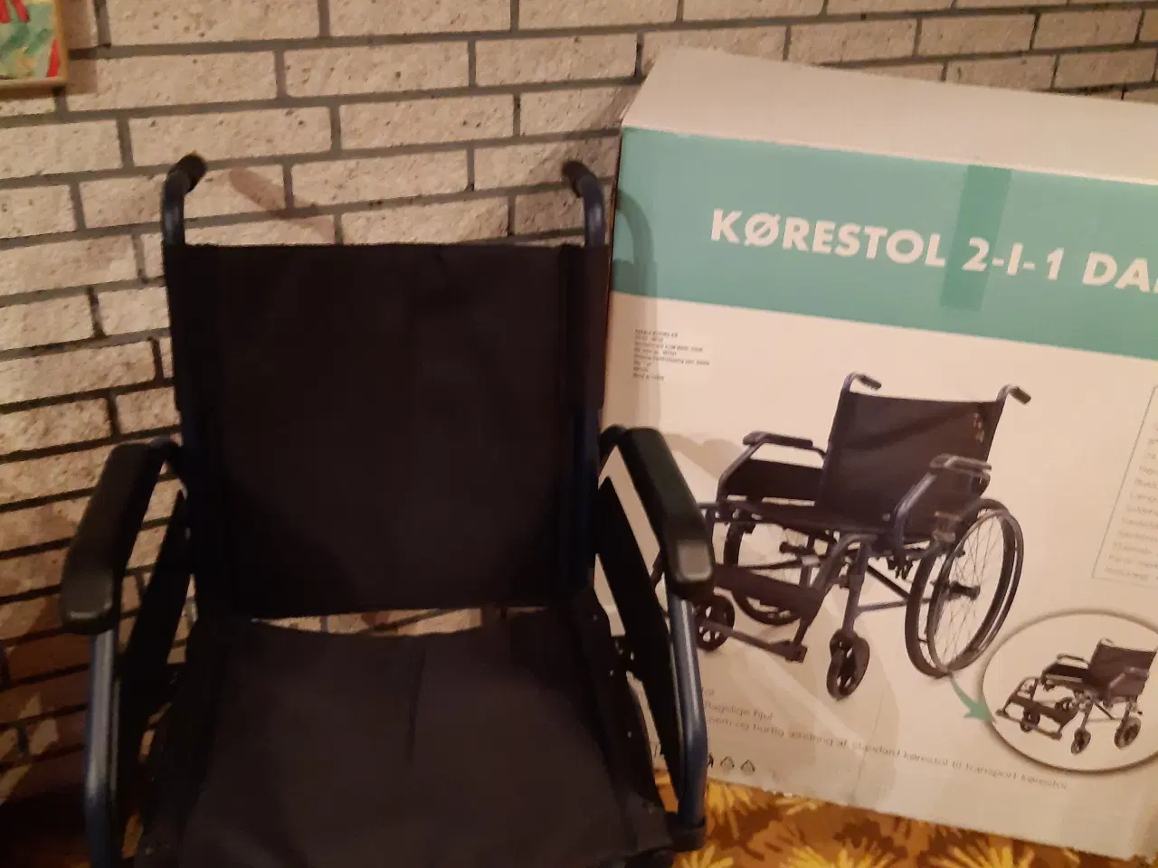 Billede 1 - Letvægt kørestol fra Harald Nyborg