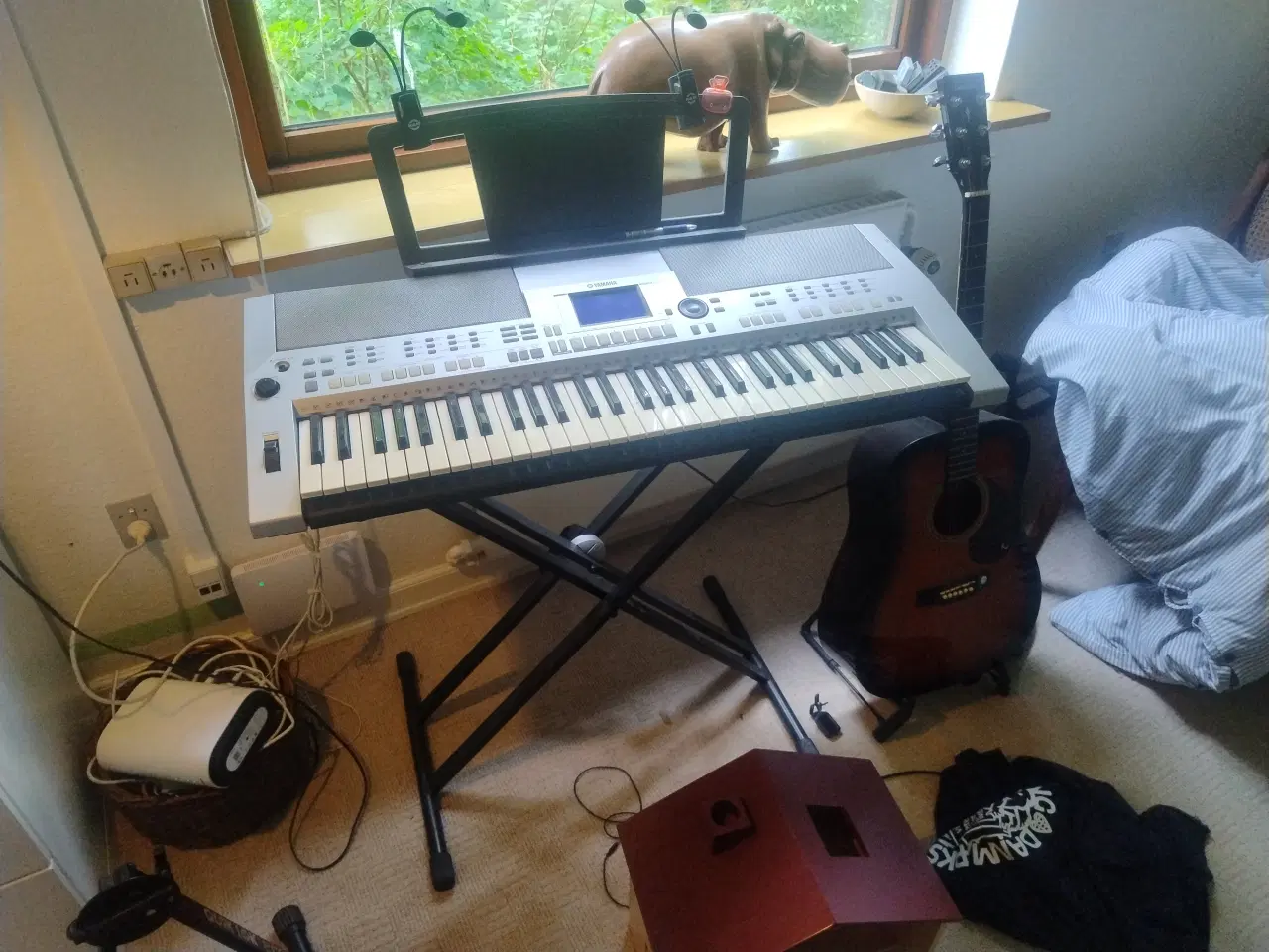 Billede 1 - Yamaha Keyboard med rigtig god lyd