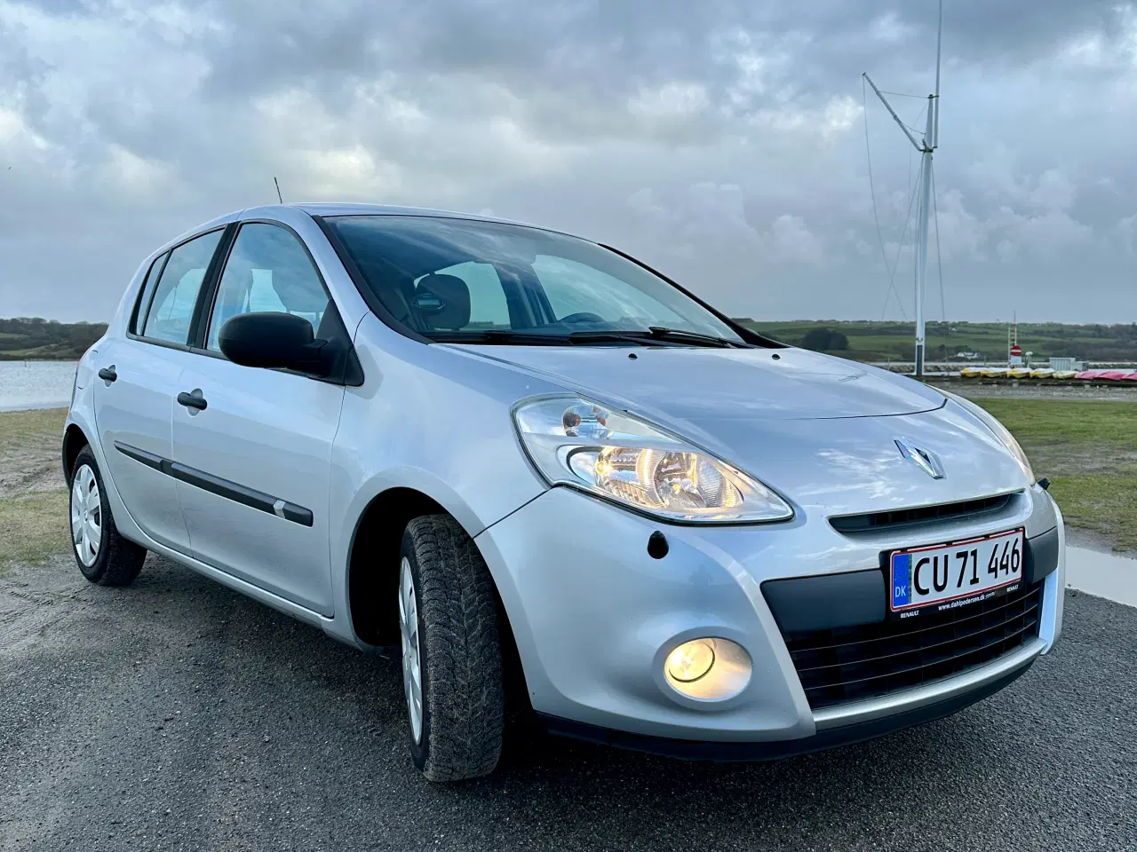 Billede 2 - Renault Clio III, 1,2 16V-NYSYNET-Lavt.km.-tal.