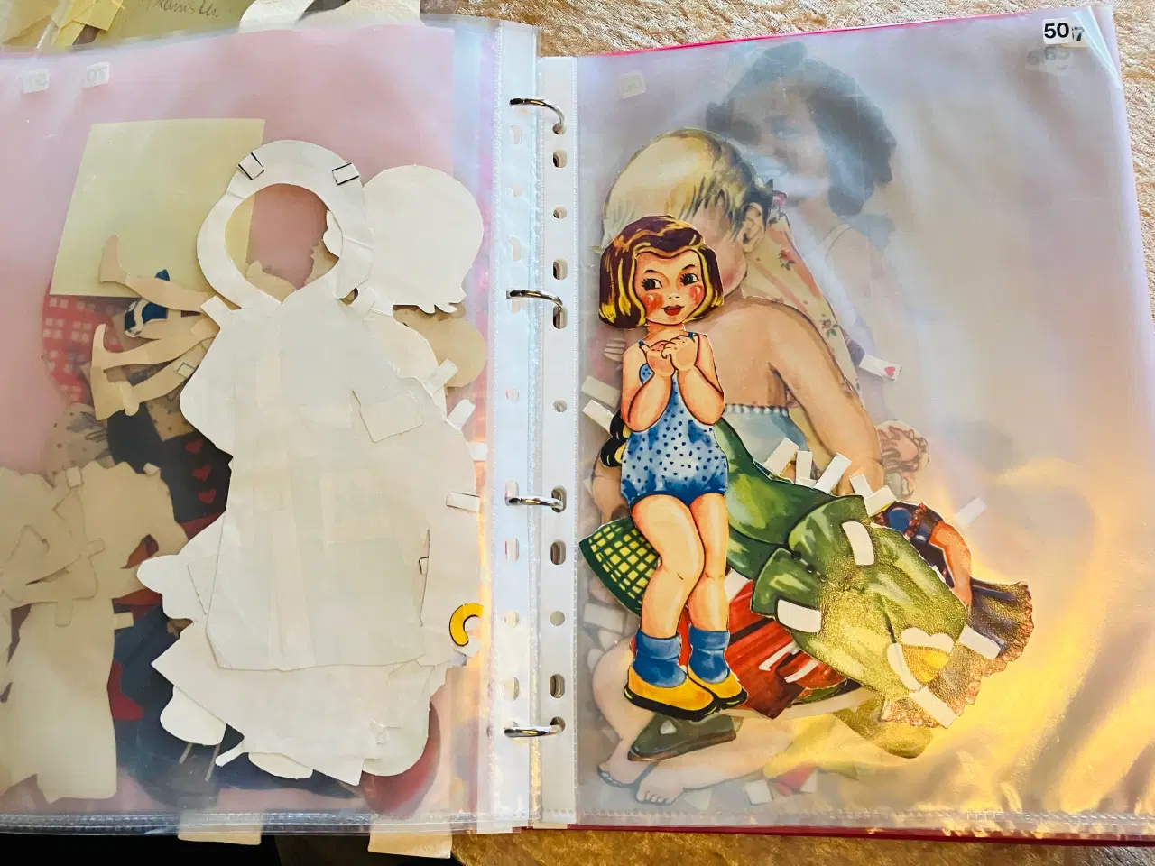 Billede 10 - Påklædnings dukker 