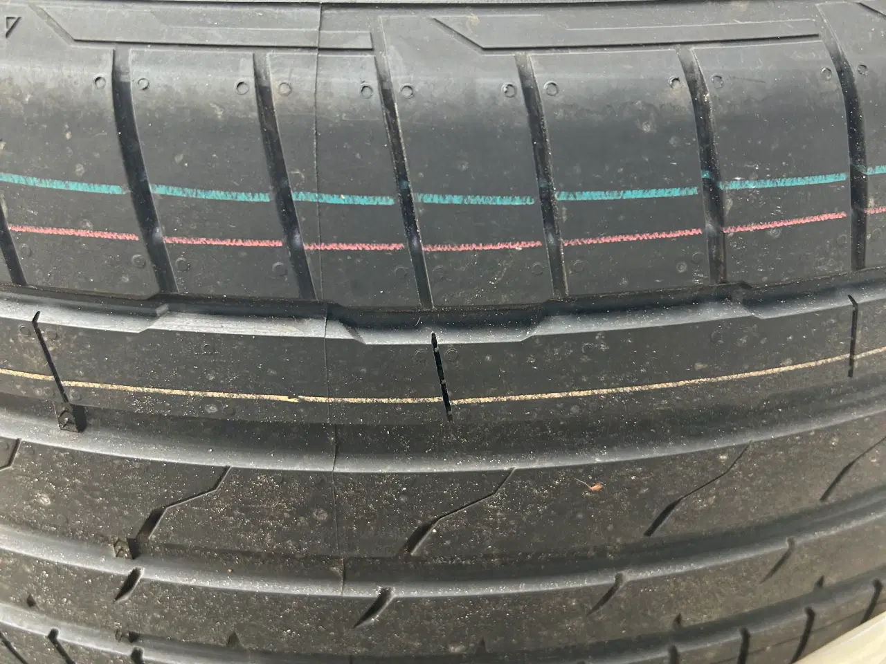 Billede 2 - 4 nye 20” sommerdæk til EL bil