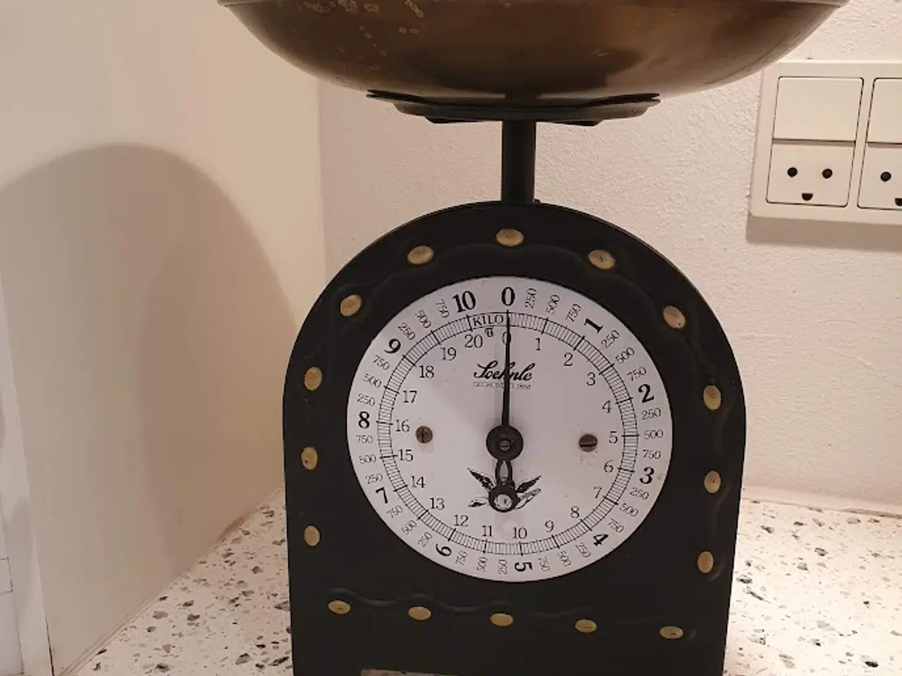 Billede 1 - Køkkenvægt, mekanisk, Retro. Mrk. Soehnle