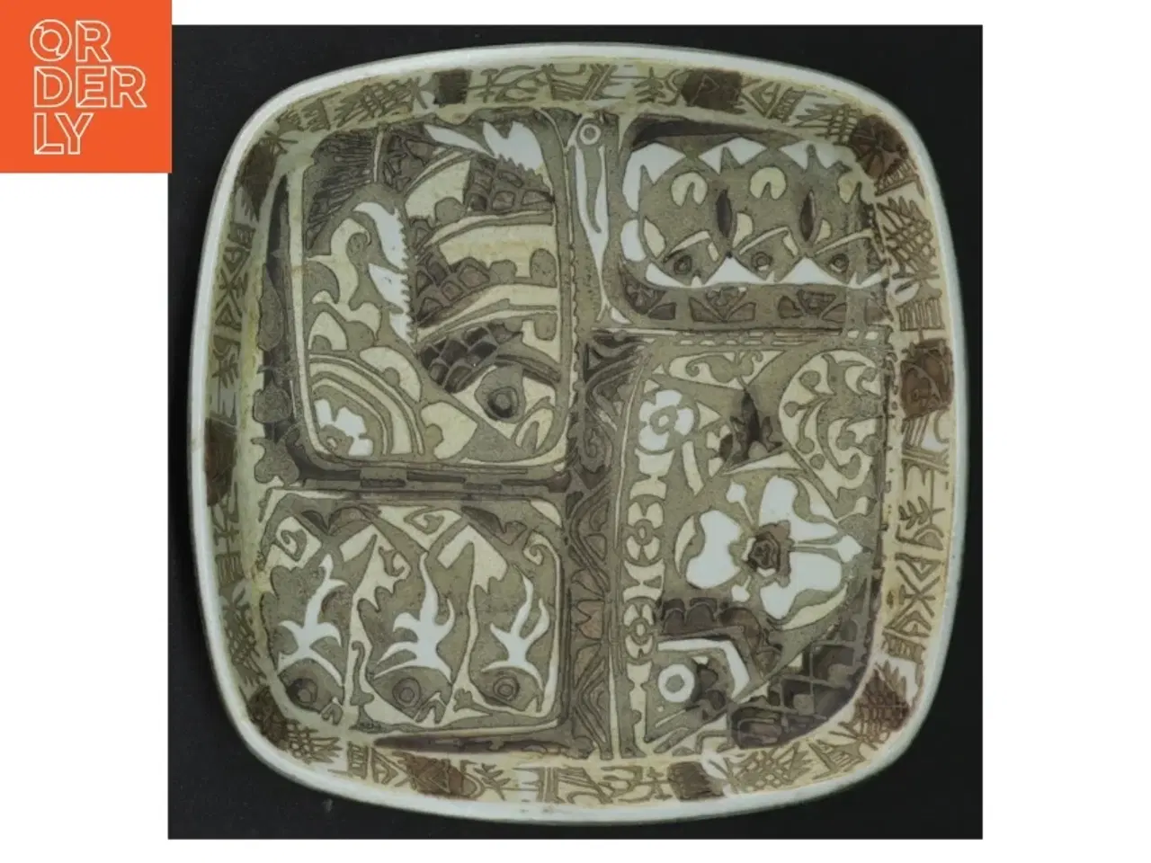 Billede 1 - Dekorativ keramikfad fra Royal Copenhagen (str. 16,5 x 16,5 cm)