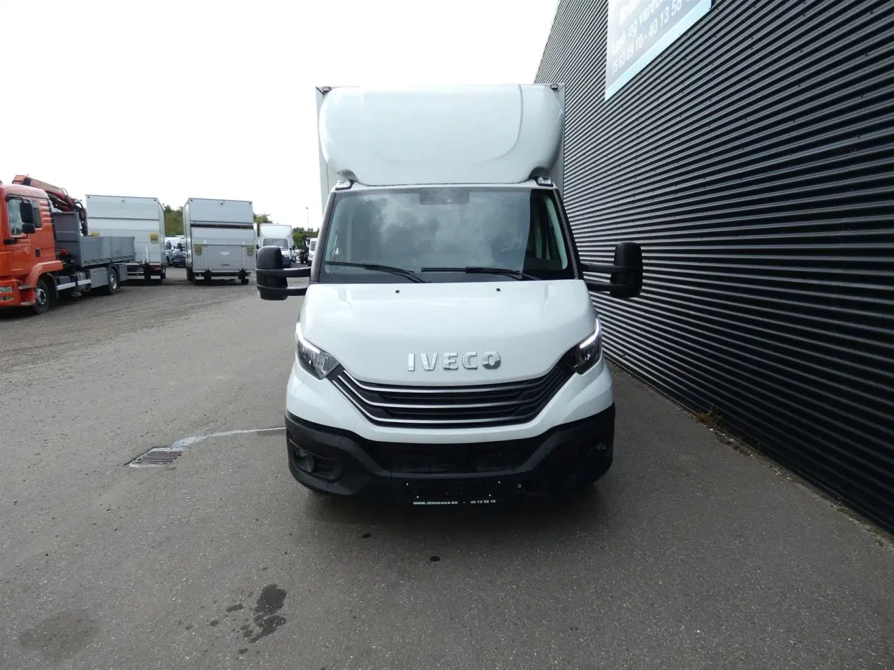 Billede 2 - Iveco Daily 35S16 2,3 D Alu.kasse m./lift Hi-Matic 156HK Van Aut.