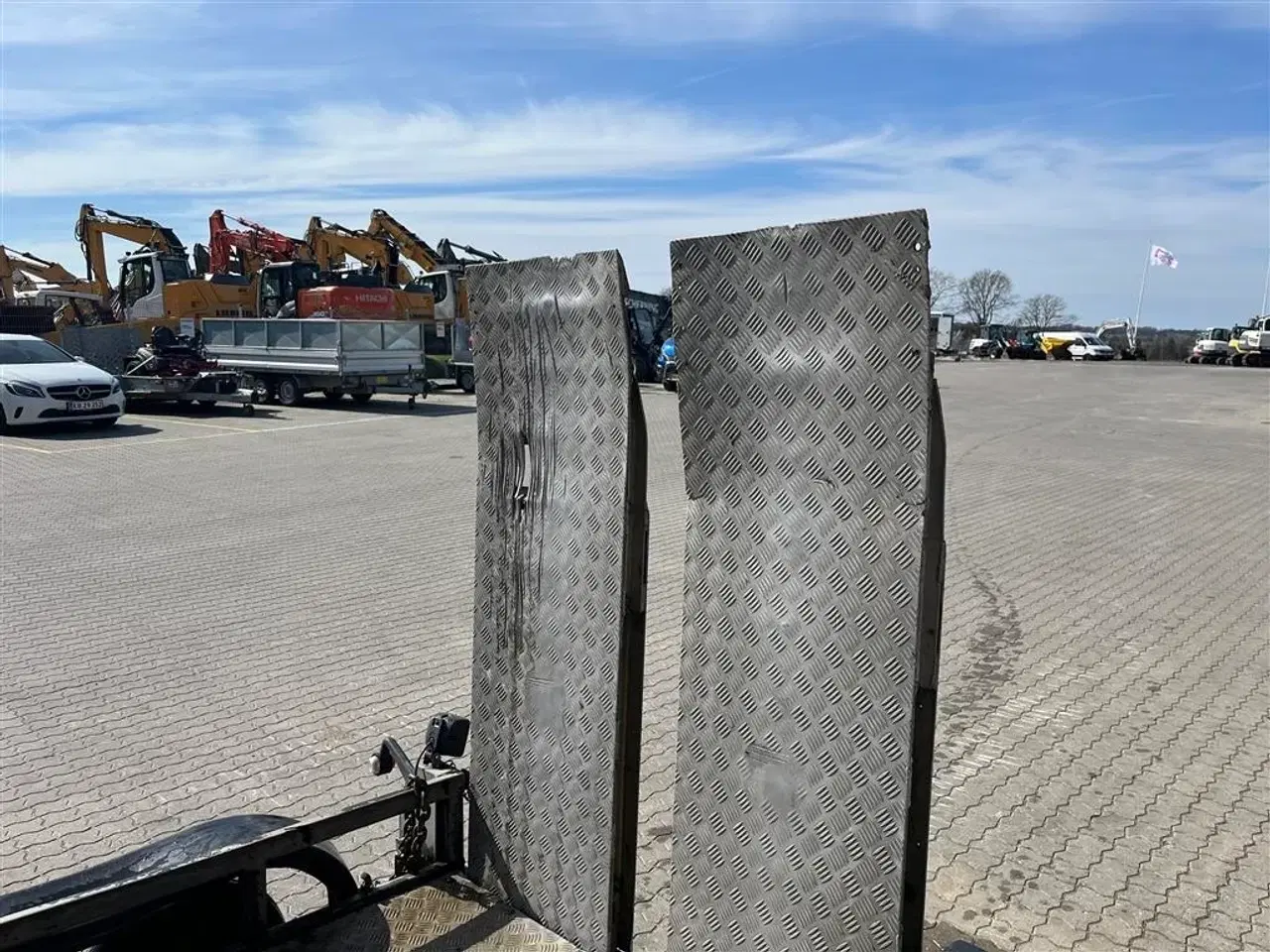 Billede 7 - Ifor Williams Model 4 lille maskintrailer med ramper.