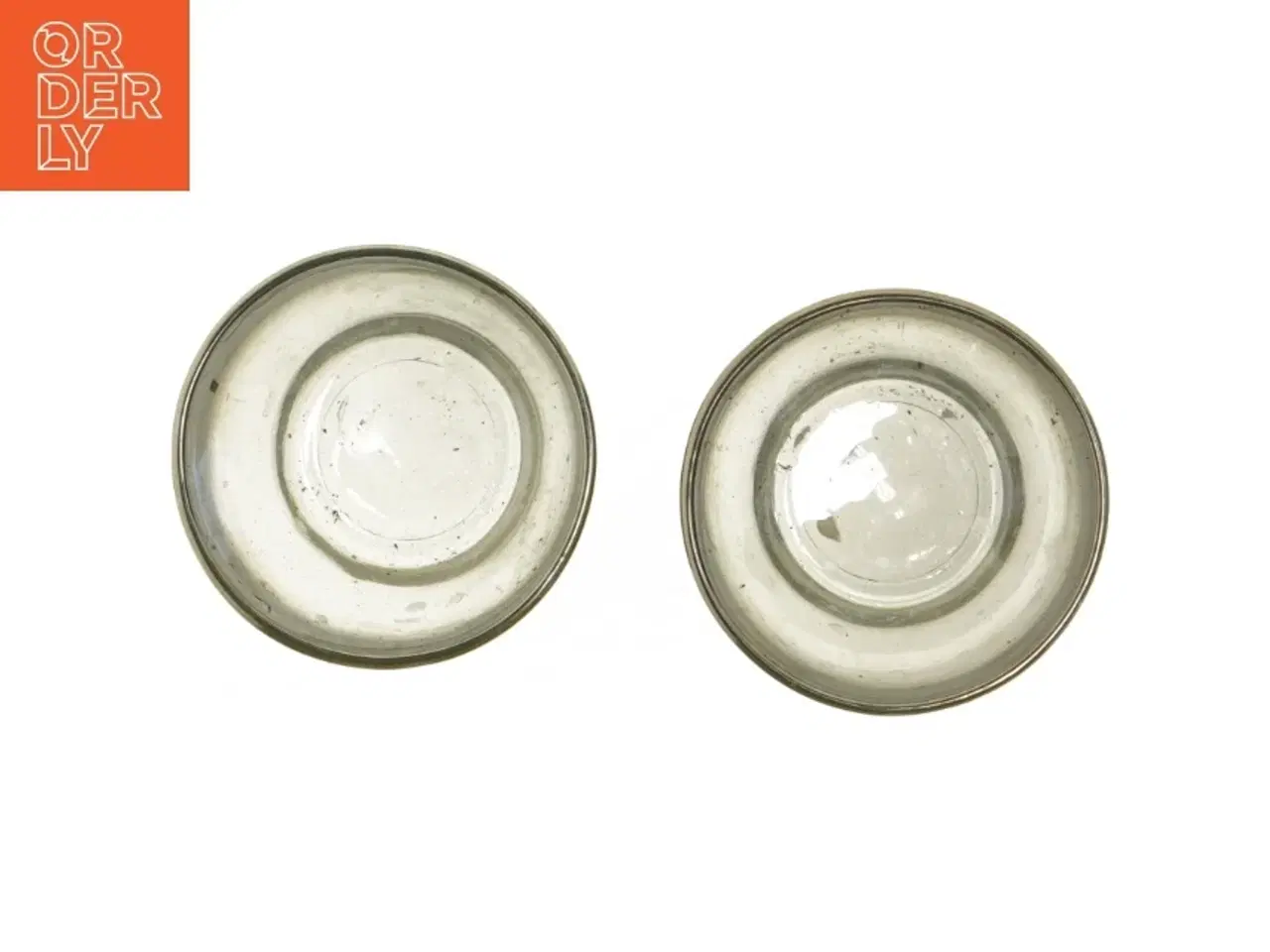 Billede 2 - Sæt med to glas/skjulere (str. Ø. 9,5 cm. længde. 8,5 cm)