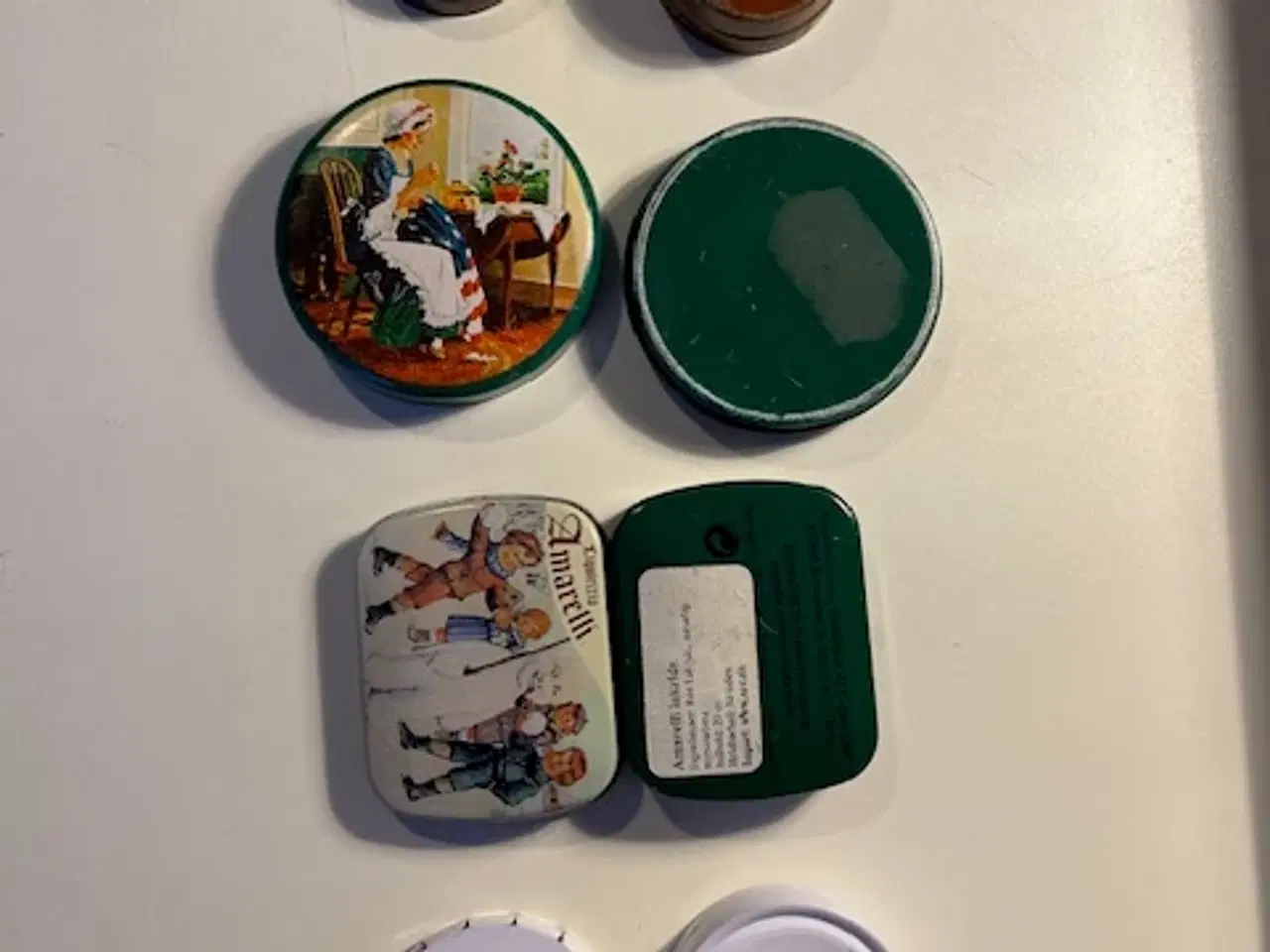 Billede 2 - 4 Unikke Miniature-metaldåser (Retro/Vintage)