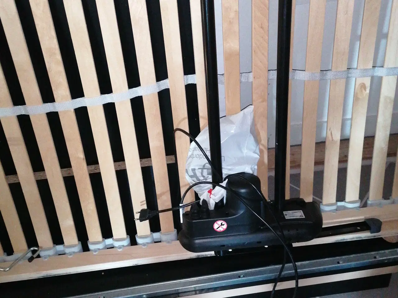Billede 2 - Elevationsseng, sort