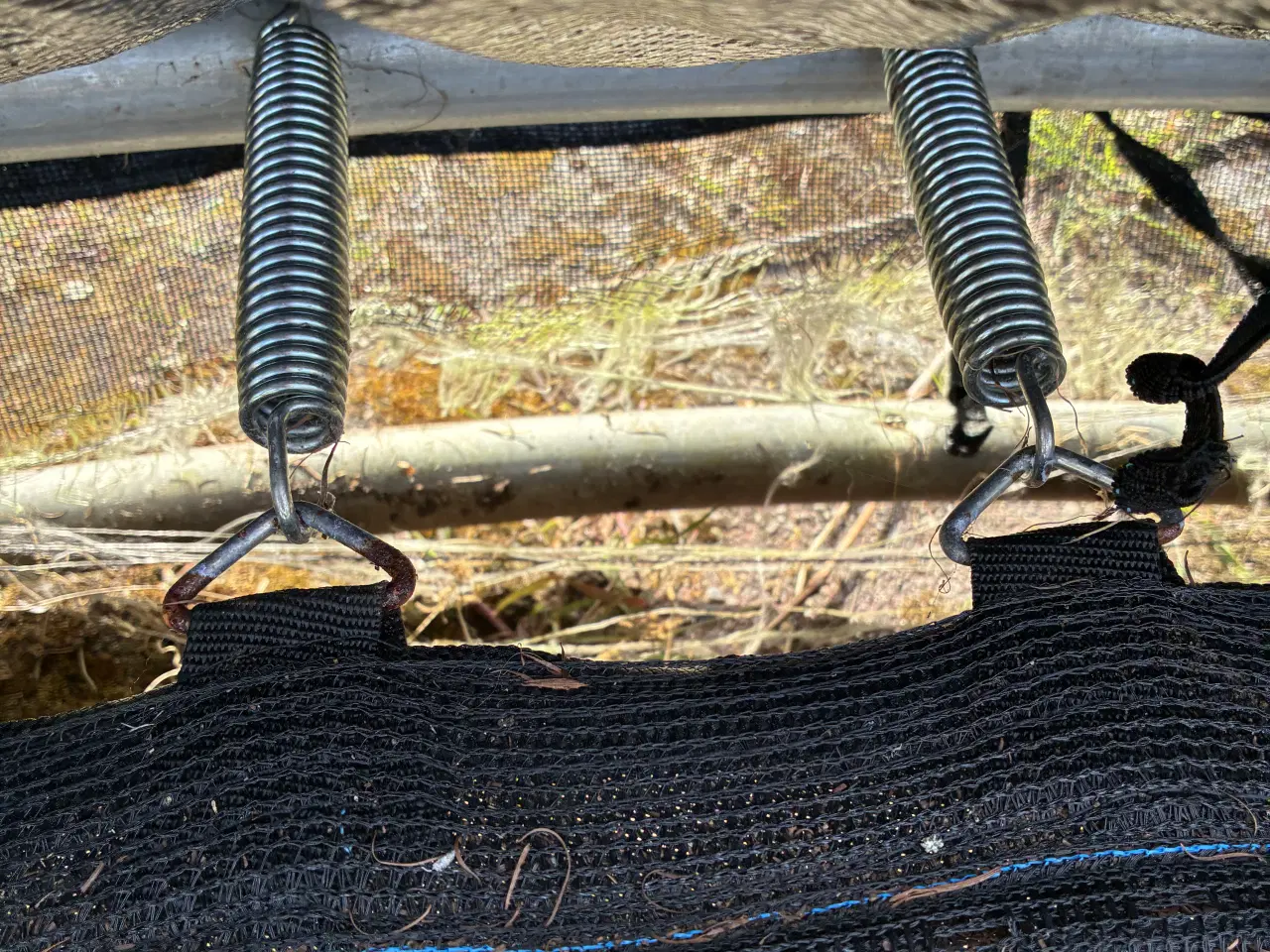 Billede 2 - GRATIS! Trampolin til nedgravning 