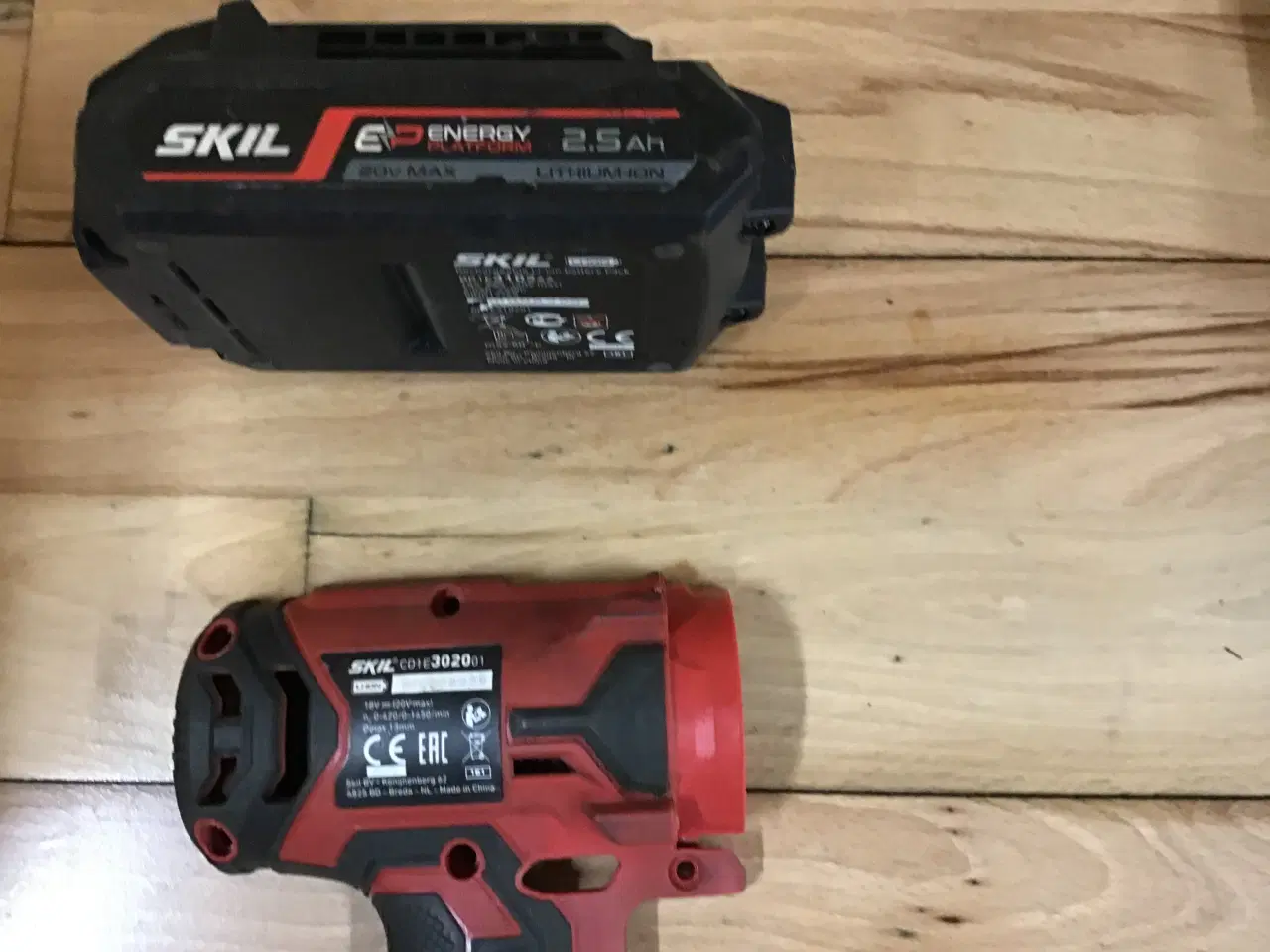 Billede 1 - Defekt Skill 3020 boremaskine, batteri og lader ok