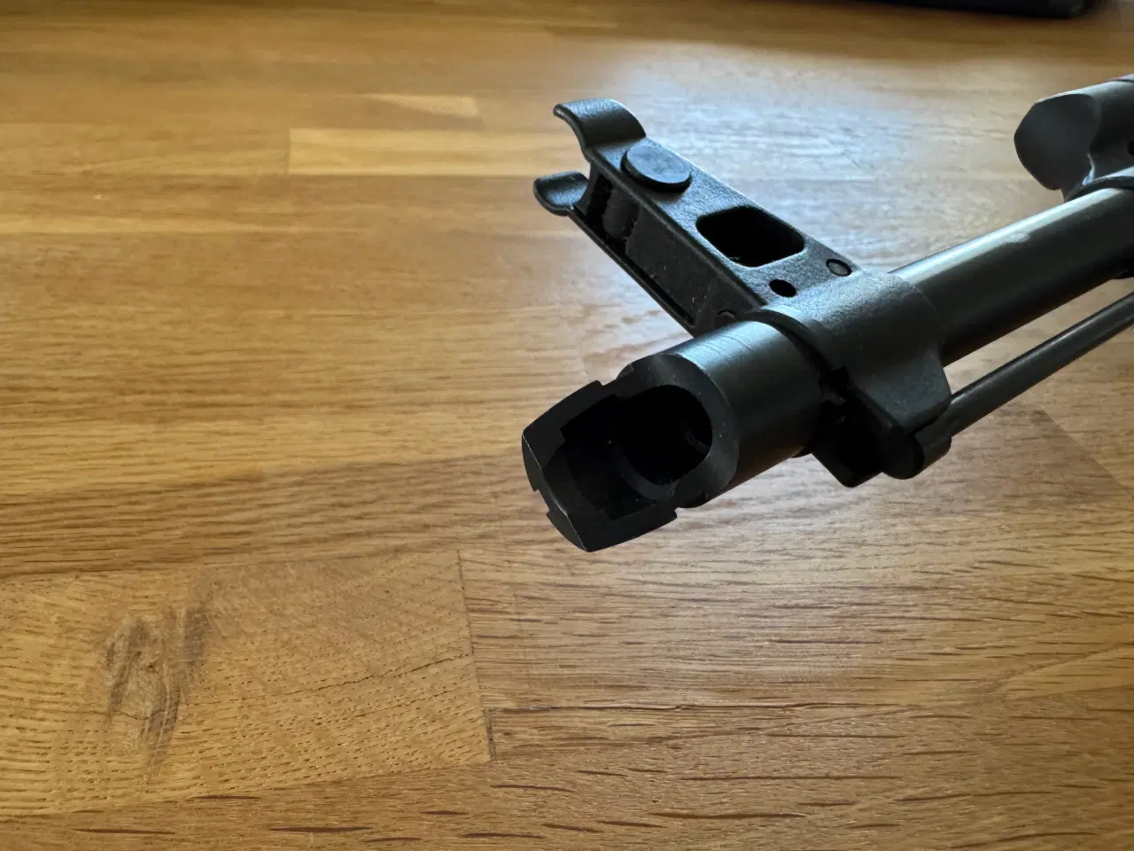 Billede 5 - Airsoft AK-47 riffel i fuld metal og træ