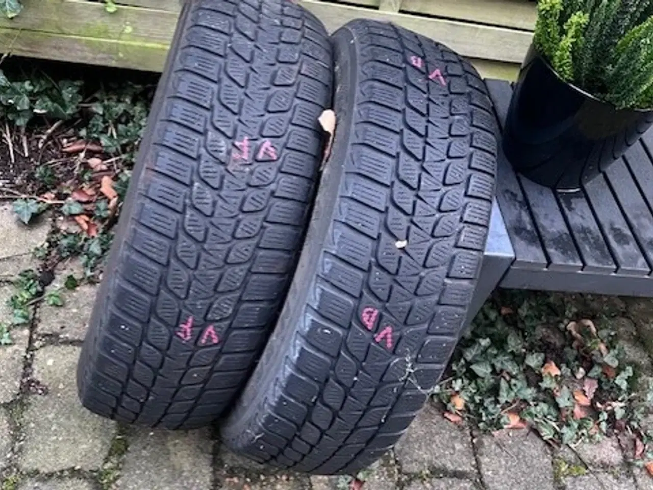 Billede 3 - Vinterdæk 14", Bridgestone