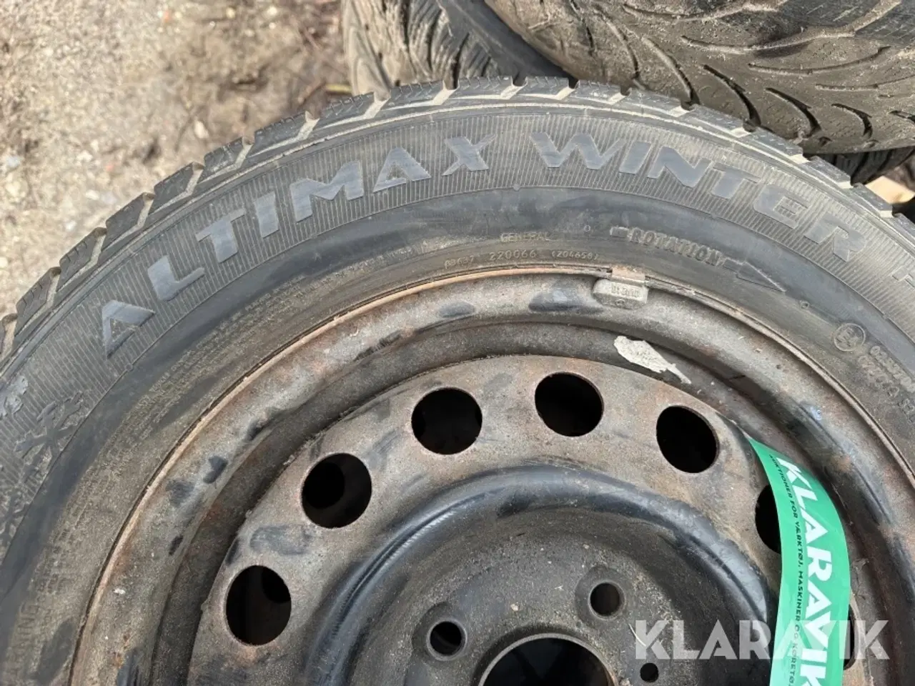 Billede 4 - Dæk med fælge General Altimax winter plus