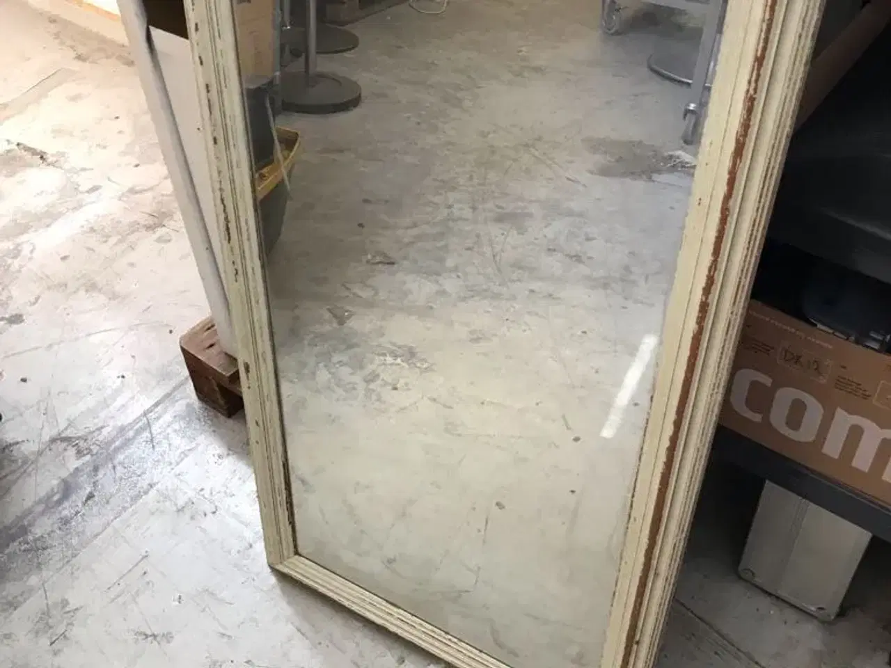 Billede 1 - Spejl i antik stil