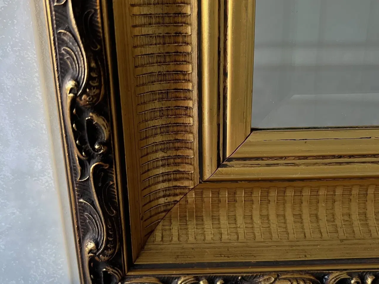 Billede 3 - Spejl med guldramme