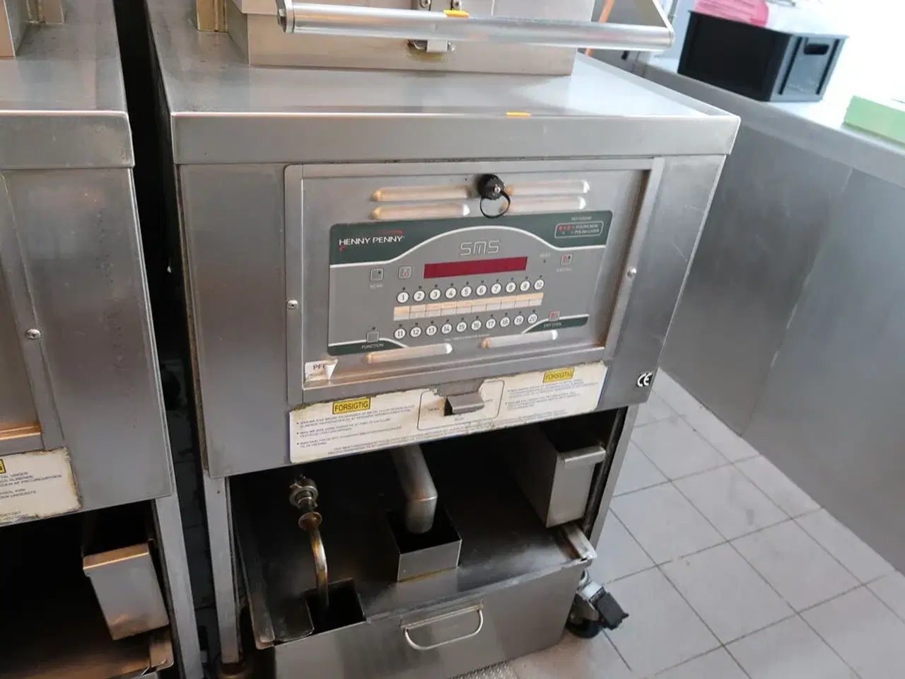 Billede 4 - Friture HENNY PENNY 590