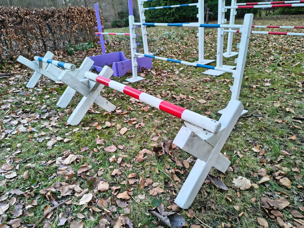 Billede 4 - Springbane til kæphest eller hund