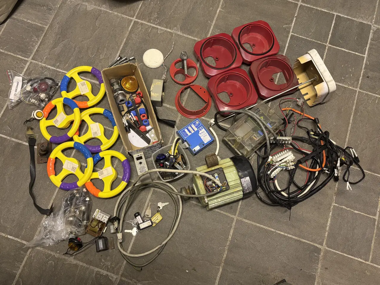 Billede 13 - Dele til Vippedyr, slikautomater og spillemaskiner