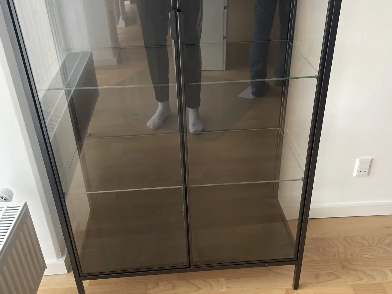 Billede 2 - Vitrineskab i glas 